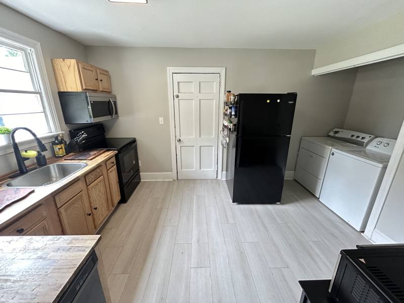 Apartment for rent at 1102 Rumar St, Columbia, SC 29203