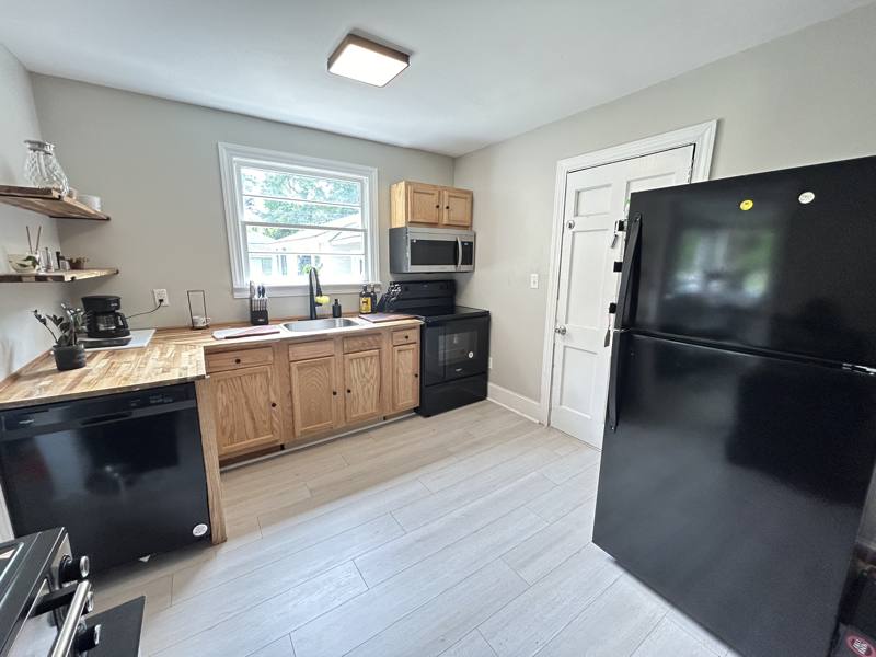 Apartment for rent at 1102 Rumar St, Columbia, SC 29203