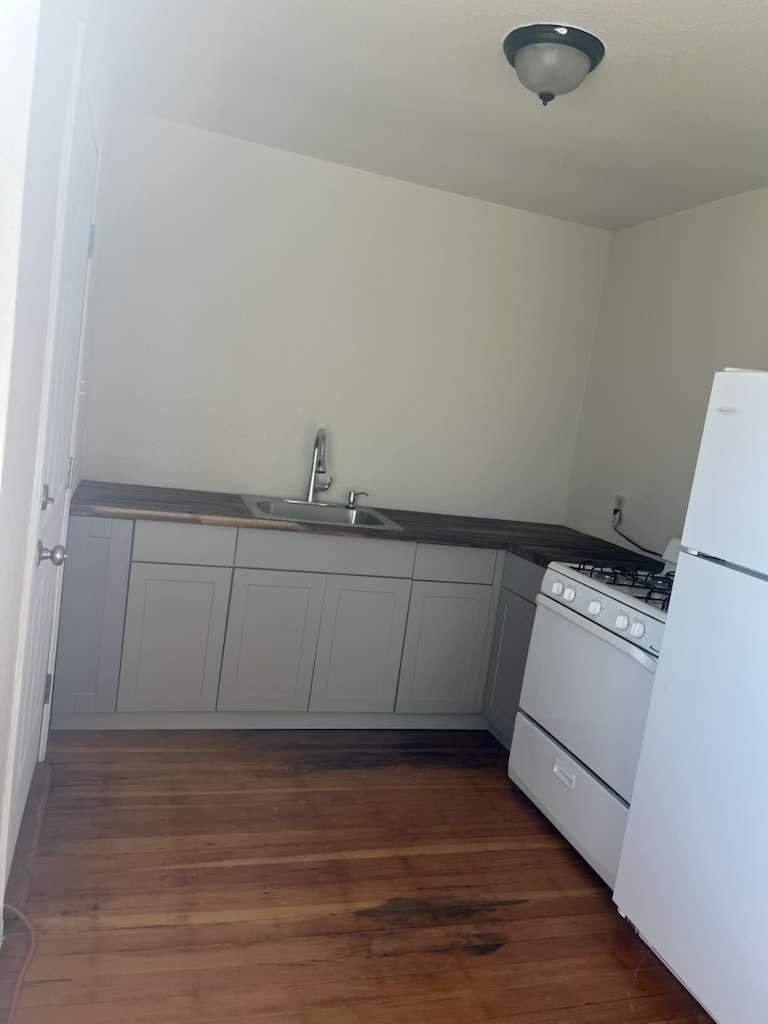 Apartment for rent at 4016 Tompkins #4, El Paso, TX 79930