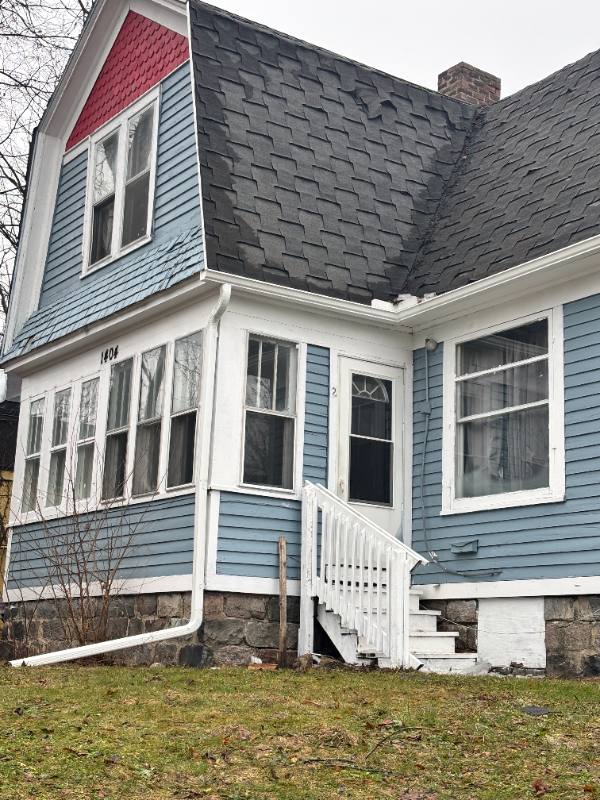 Apartment for rent at 1404 W Michigan Ave #2, Kalamazoo, MI 49006