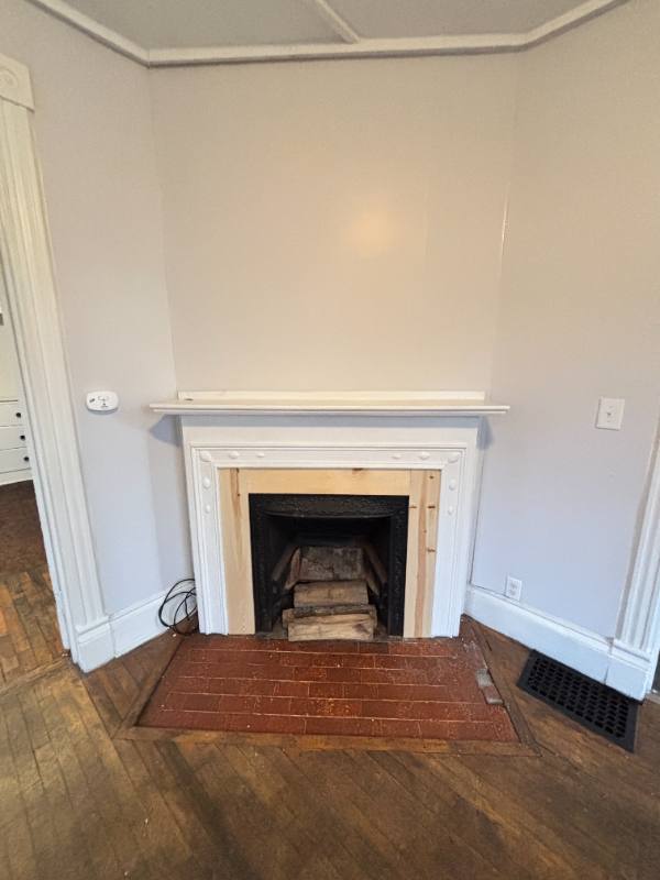 Apartment for rent at 1404 W Michigan Ave #2, Kalamazoo, MI 49006