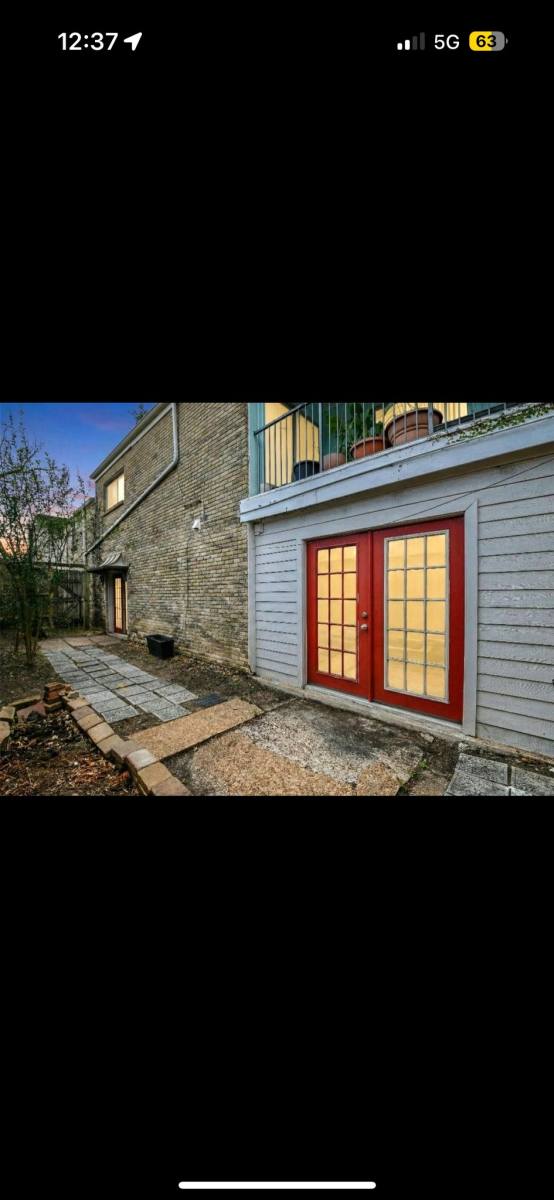 Apartment for rent at 2585 Marilee Lane #3, Houston, TX 77057