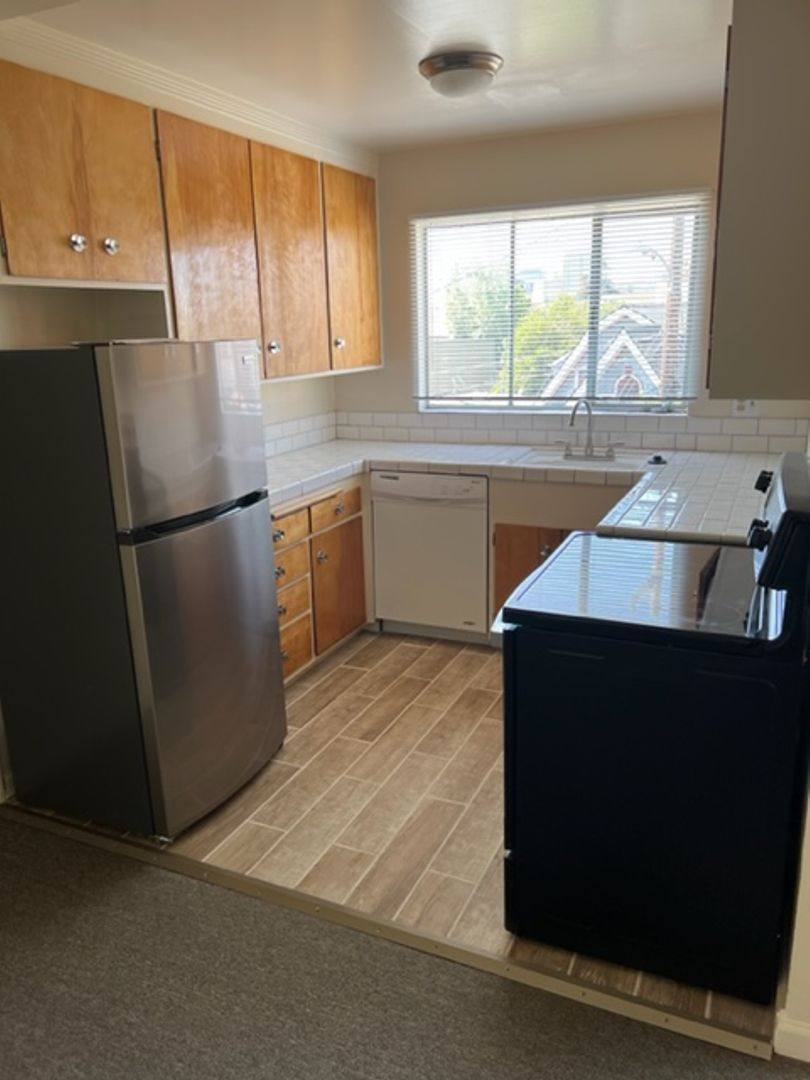Apartment for rent at 252 Acton Place, Oakland, CA 94606