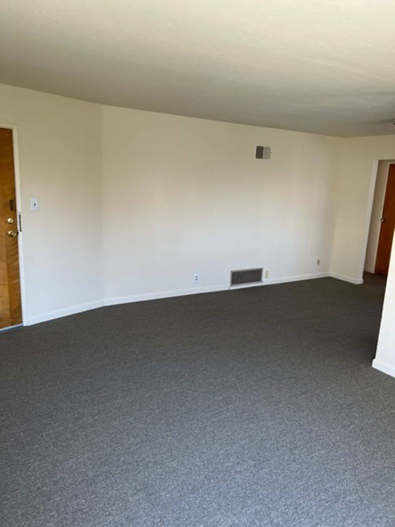 Apartment for rent at 252 Acton Place, Oakland, CA 94606