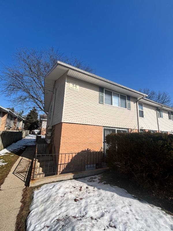 Townhouse for rent at 3522 Kenbrooke Court, Kalamazoo, MI 49006
