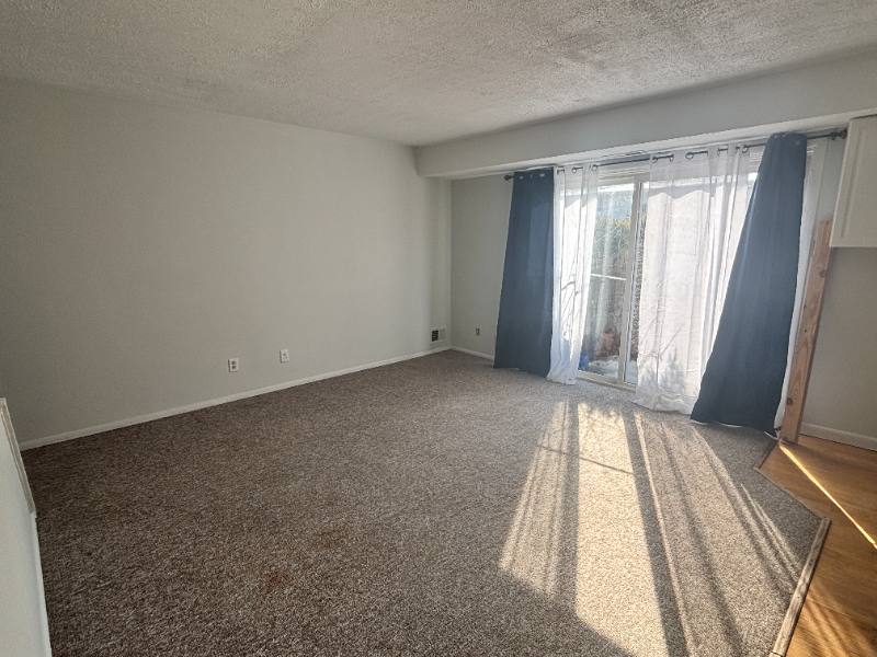 Townhouse for rent at 3522 Kenbrooke Court, Kalamazoo, MI 49006