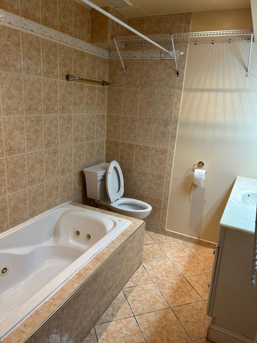 Apartment for rent at 18501 Owl Run Way #COOL, Germantown, MD 20874