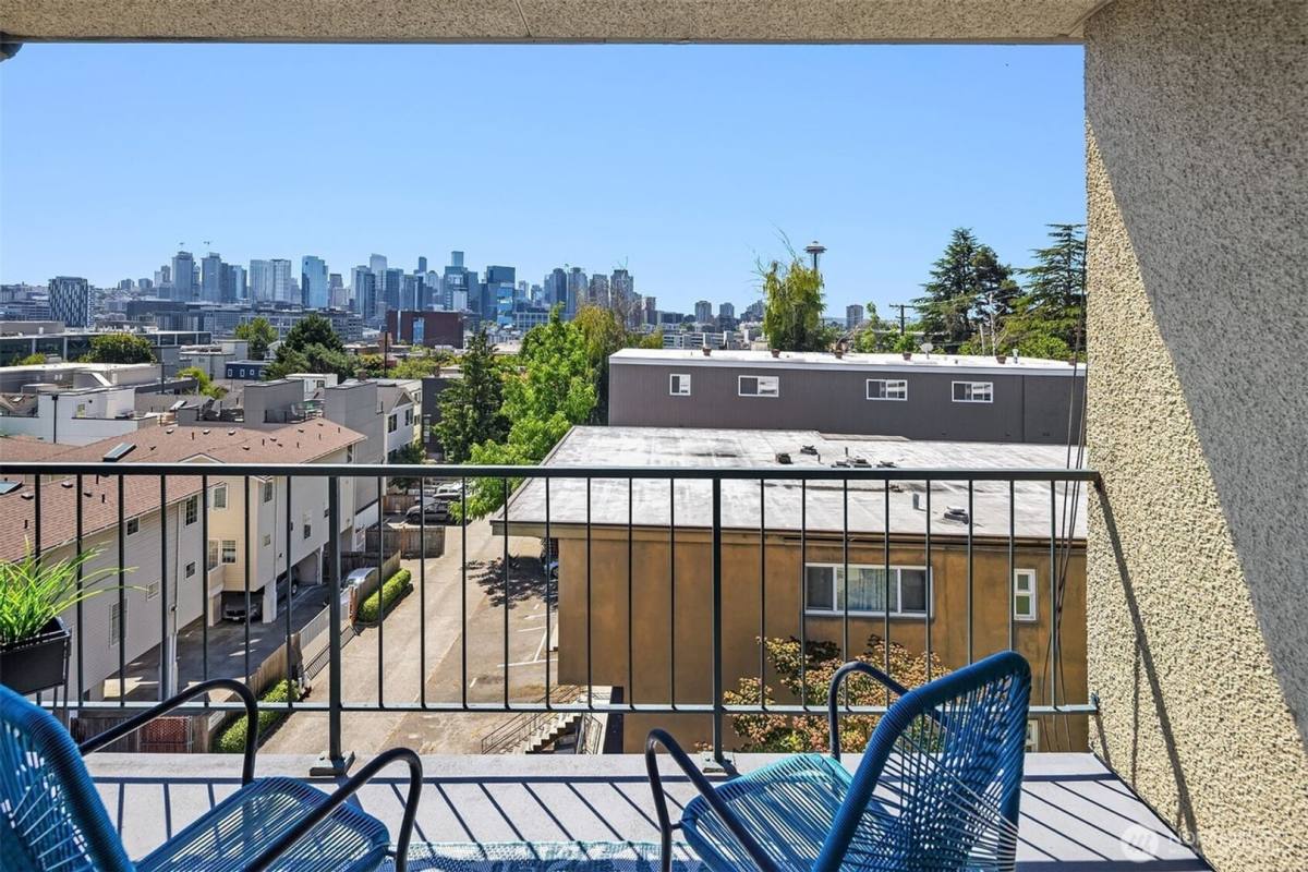 Condo for rent at 1234 Taylor Ave N, Seattle, WA 98109