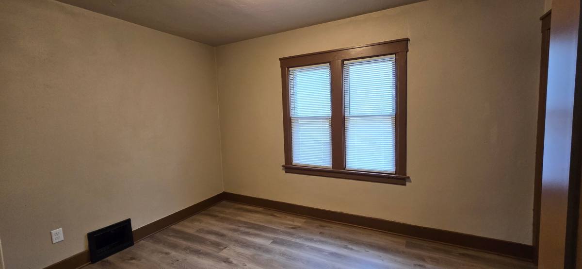 House for rent at 915 State St, Manitowoc, WI 54220