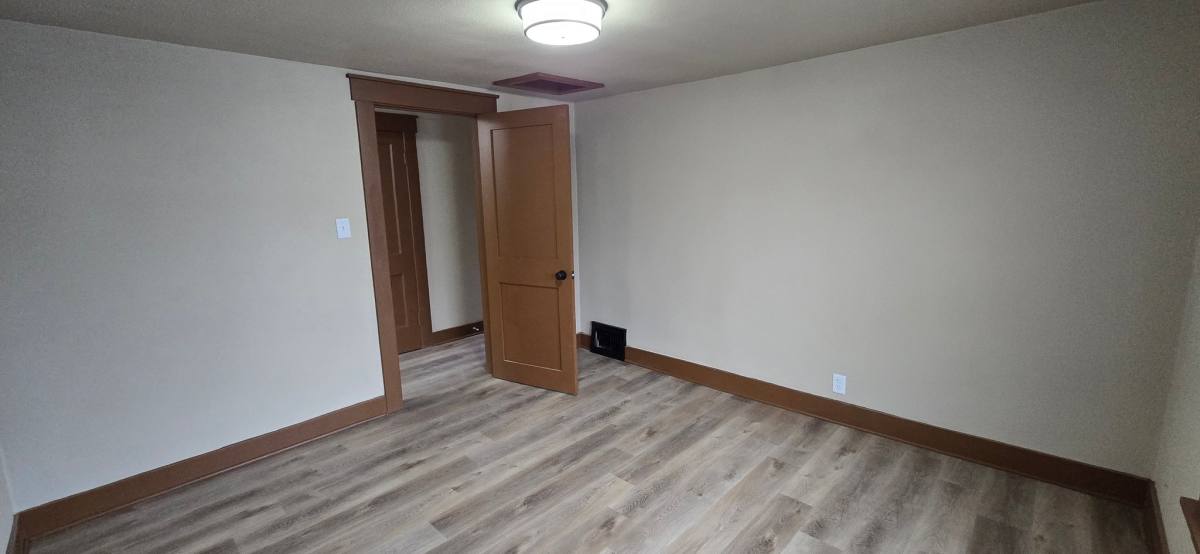 House for rent at 915 State St, Manitowoc, WI 54220