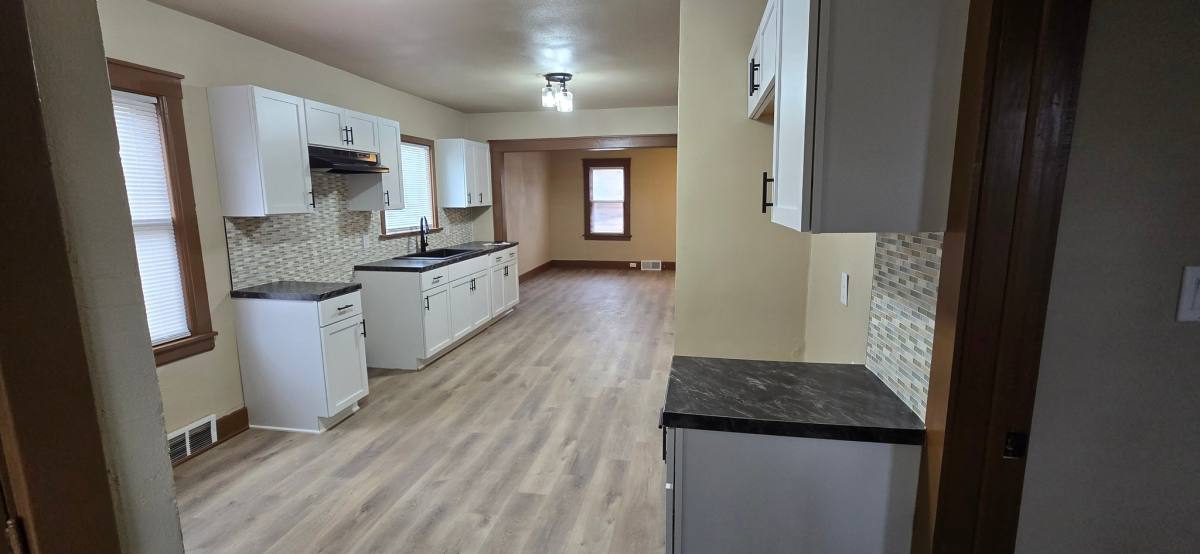 House for rent at 915 State St, Manitowoc, WI 54220