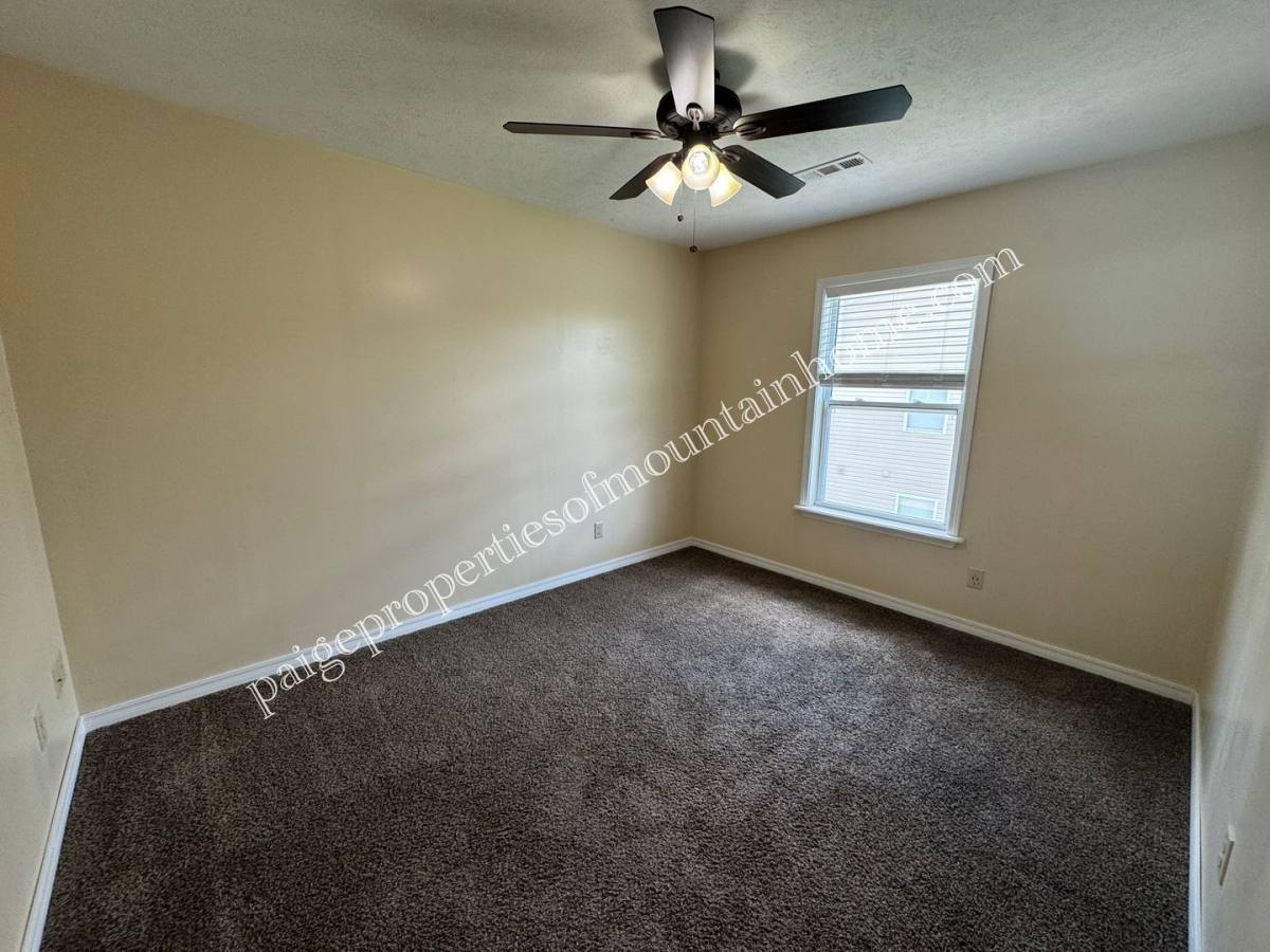 Apartment for rent at 59 N Star Circle, Mountain Home, AR 72653