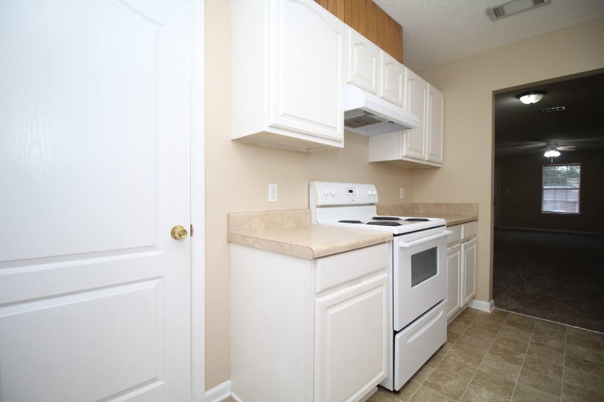 Townhouse for rent at 6845 Roundup Lane, Milton, FL 32570