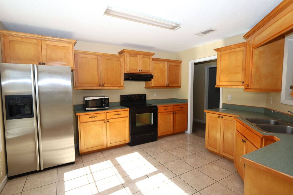 House for rent at 7410 Northcreek Circle, Hahira, GA 31632