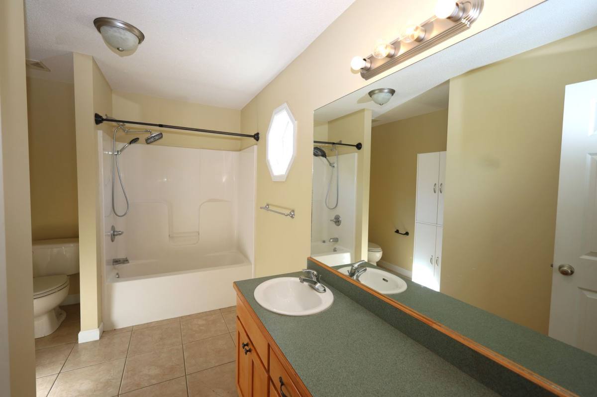 House for rent at 7410 Northcreek Circle, Hahira, GA 31632
