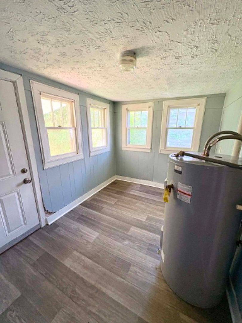 House for rent at 310 McKenna St, Glasgow, KY 42141