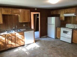 Apartment for rent at 172 Redtown Rd #B, Leesville, LA 71446