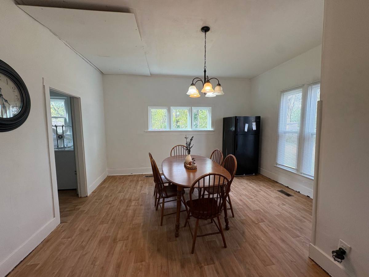 Apartment for rent at 1629 Forrest Dr, Bowling Green, KY 42101