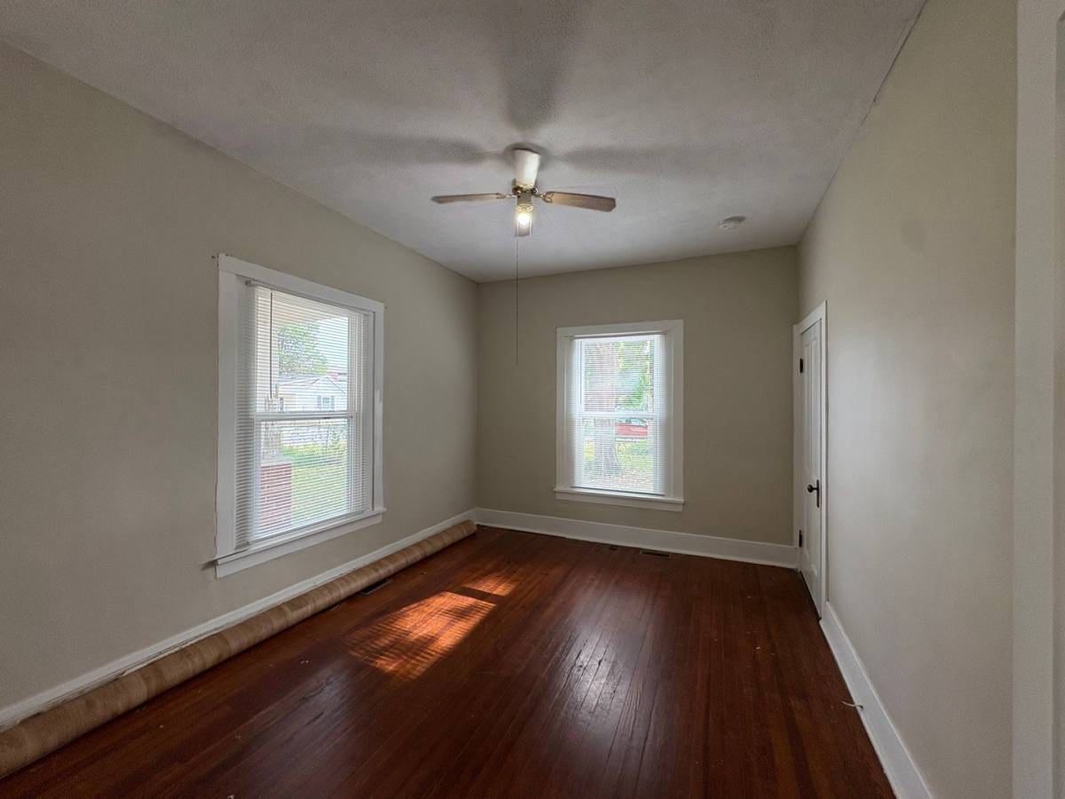 Apartment for rent at 1629 Forrest Dr, Bowling Green, KY 42101