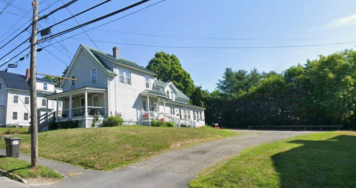 Apartment for rent at 269 Main St #2, Waterville, ME 04901