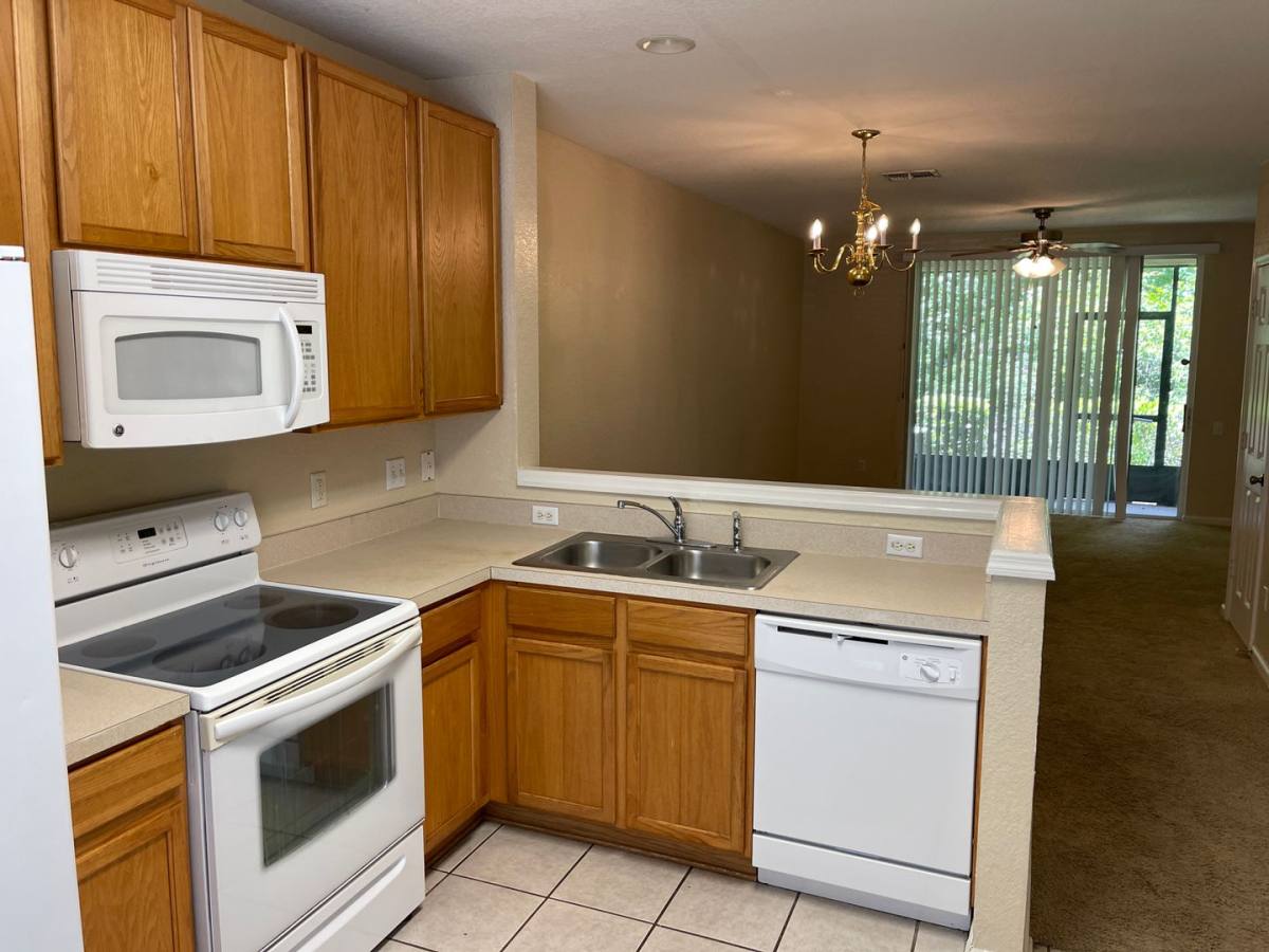 Townhouse for rent at 796 Shropshire Loop, Sanford, FL 32771