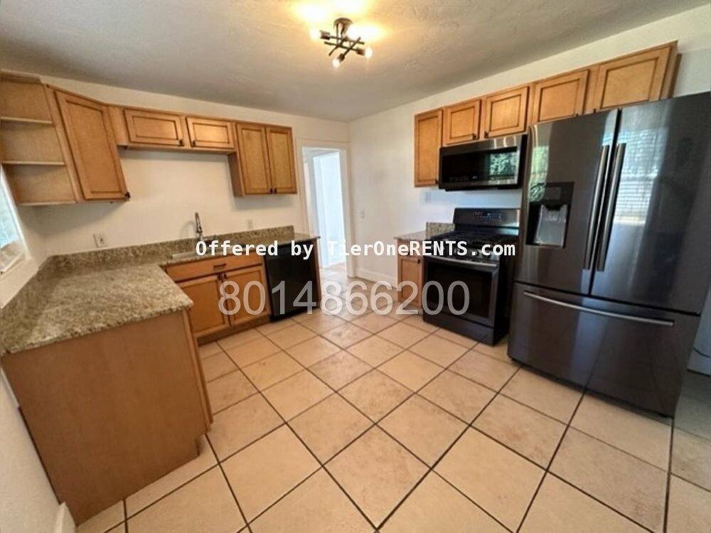 House for rent at 32 Grove Ave, Salt Lake City, UT 84115
