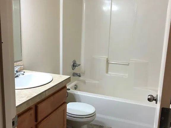House for rent at 3218 NE Spring Creek Place, Bend, OR 97701
