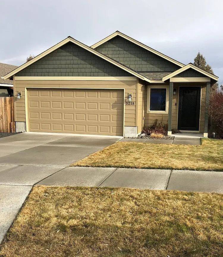 House for rent at 3218 NE Spring Creek Place, Bend, OR 97701
