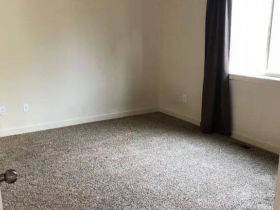 House for rent at 3218 NE Spring Creek Place, Bend, OR 97701