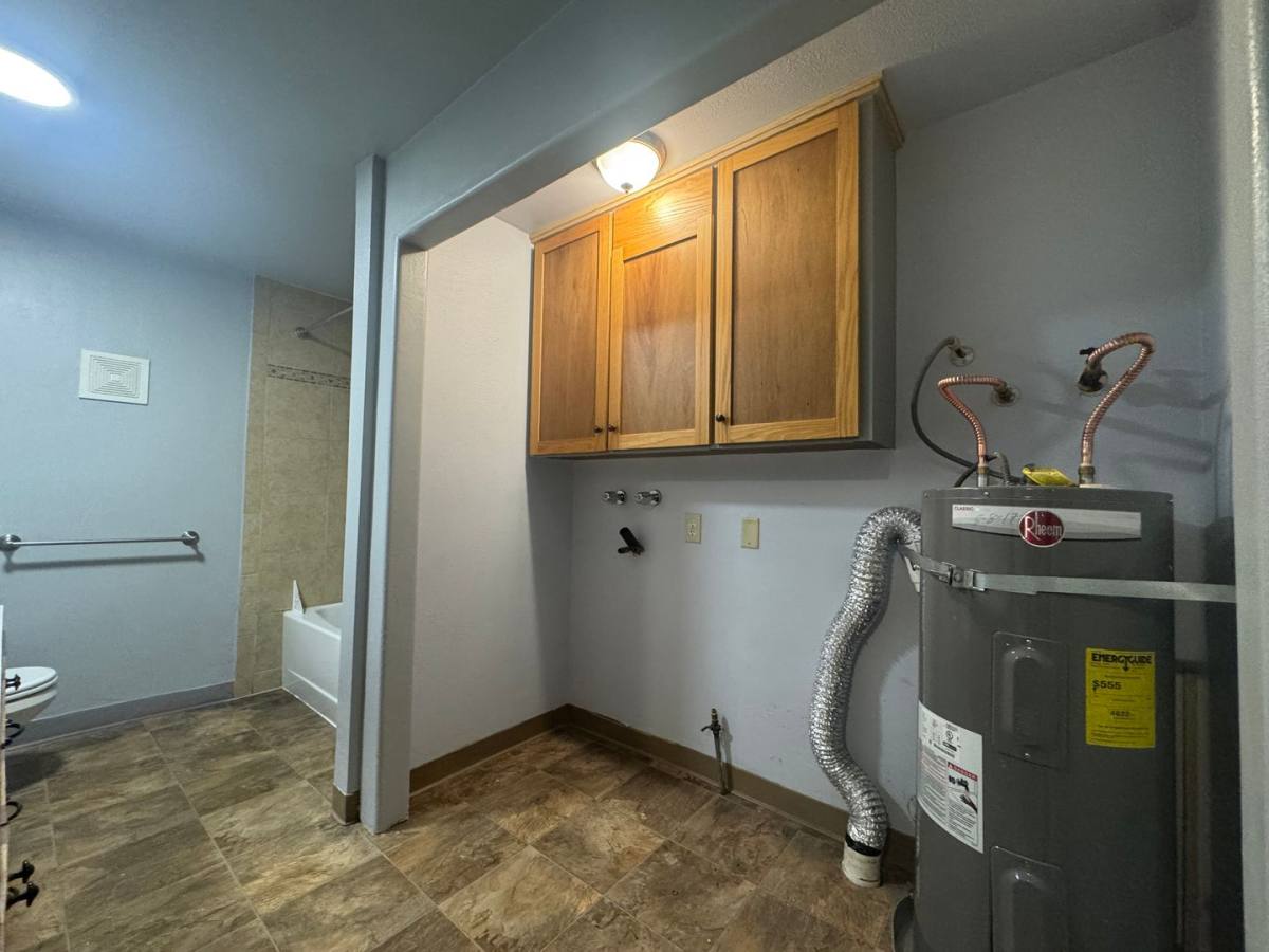 Apartment for rent at 2304 Union St, Eureka, CA 95501