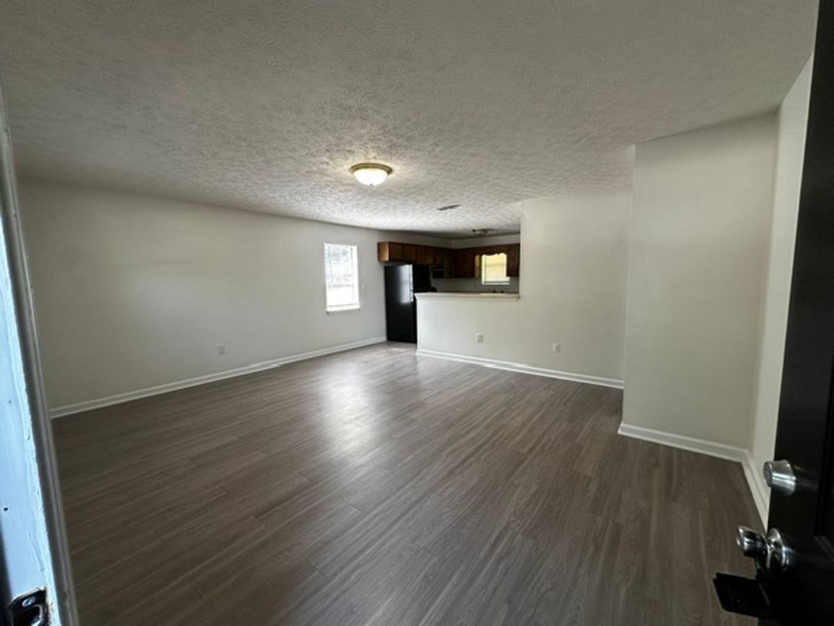 Apartment for rent at 121 Lake Dr, Athens, GA 30606