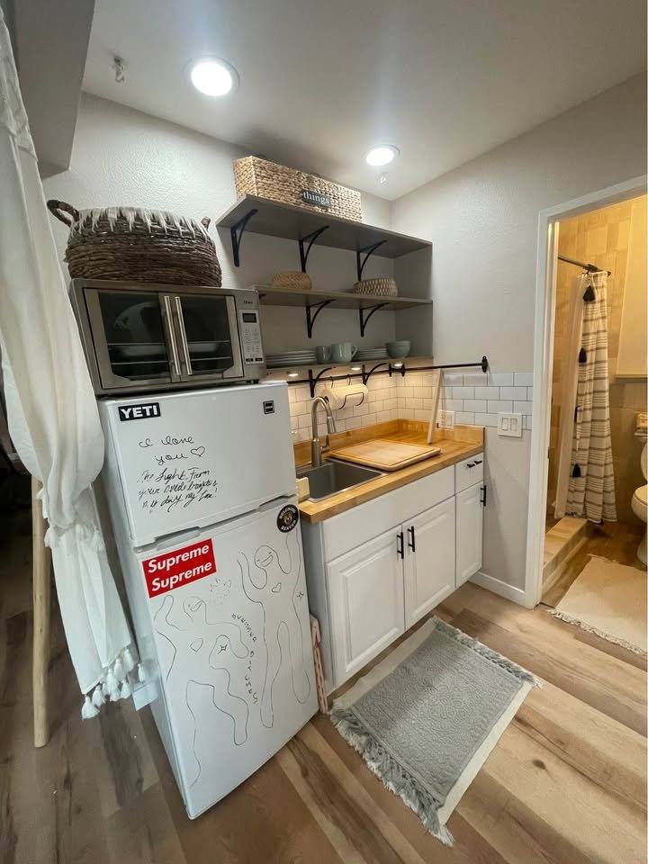 Apartment for rent at 942 Ruby Dr #C, Vista, CA 92083