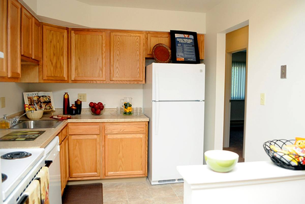 Apartment for rent at 1444 Grandview Court, Crown Point, IN 46307