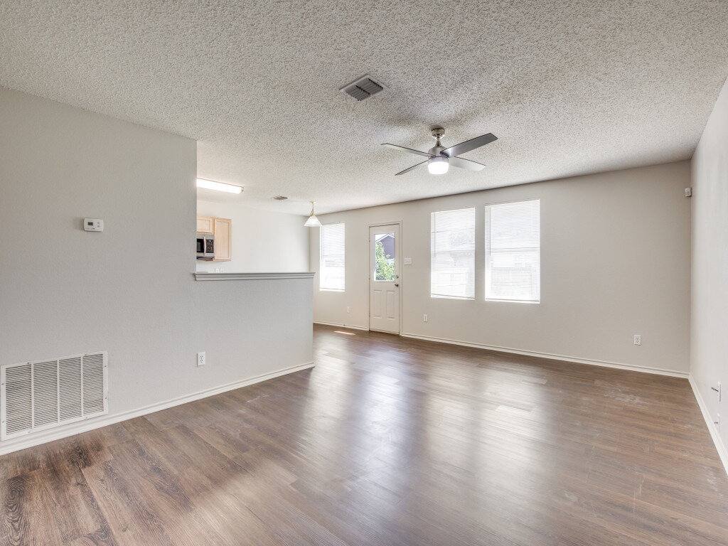 House for rent at 1424 Paint Brush Court, Burleson, TX 76028