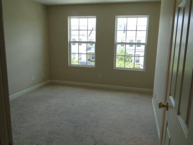 House for rent at 127 Governors Blvd, Hinesville, GA 31313