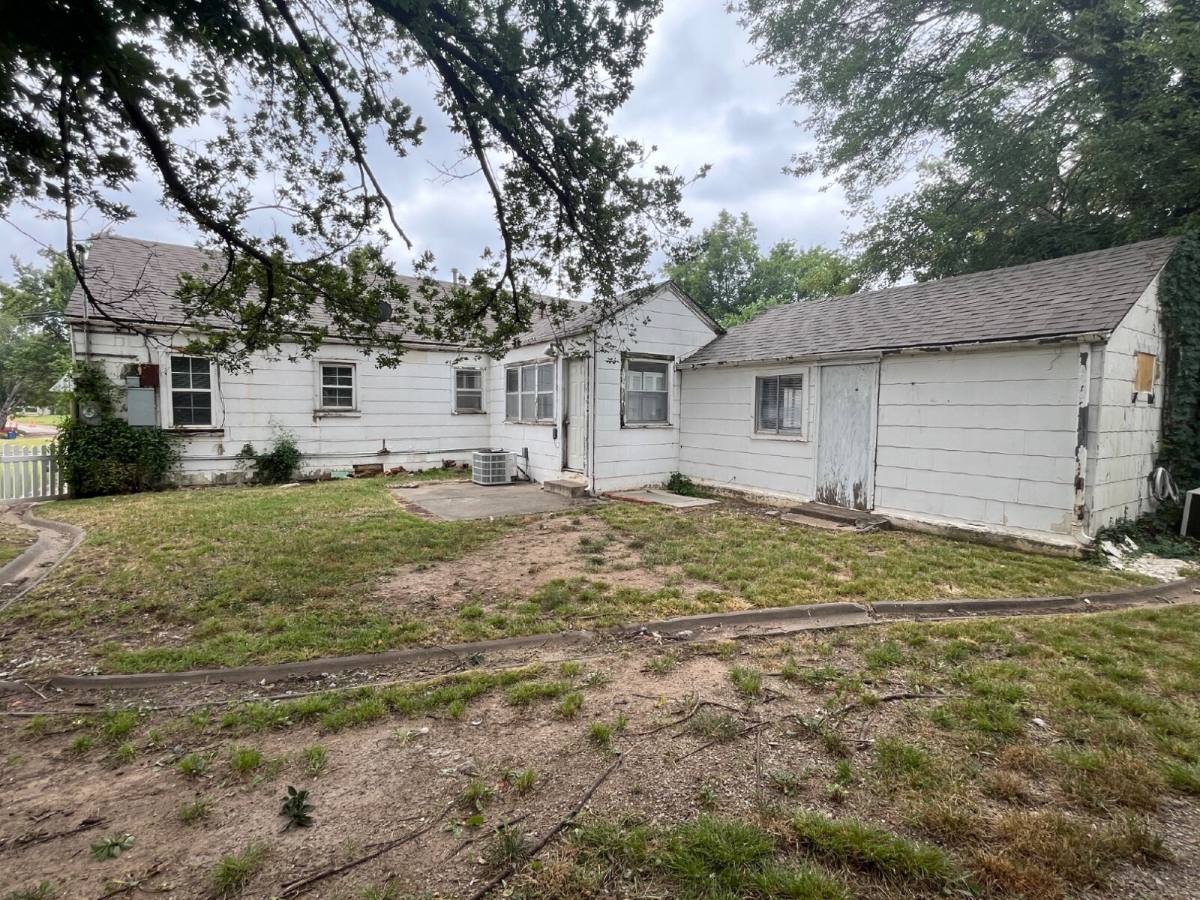 House for rent at 1706 Arrowhead Place, Stillwater, OK 74074