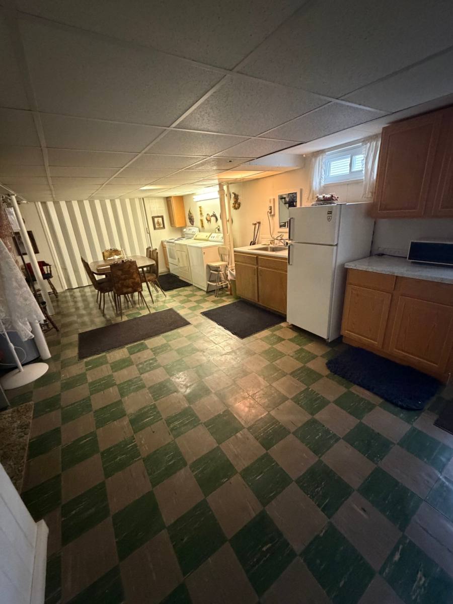House for rent at 45 Deerfield St, Worcester, MA 01602