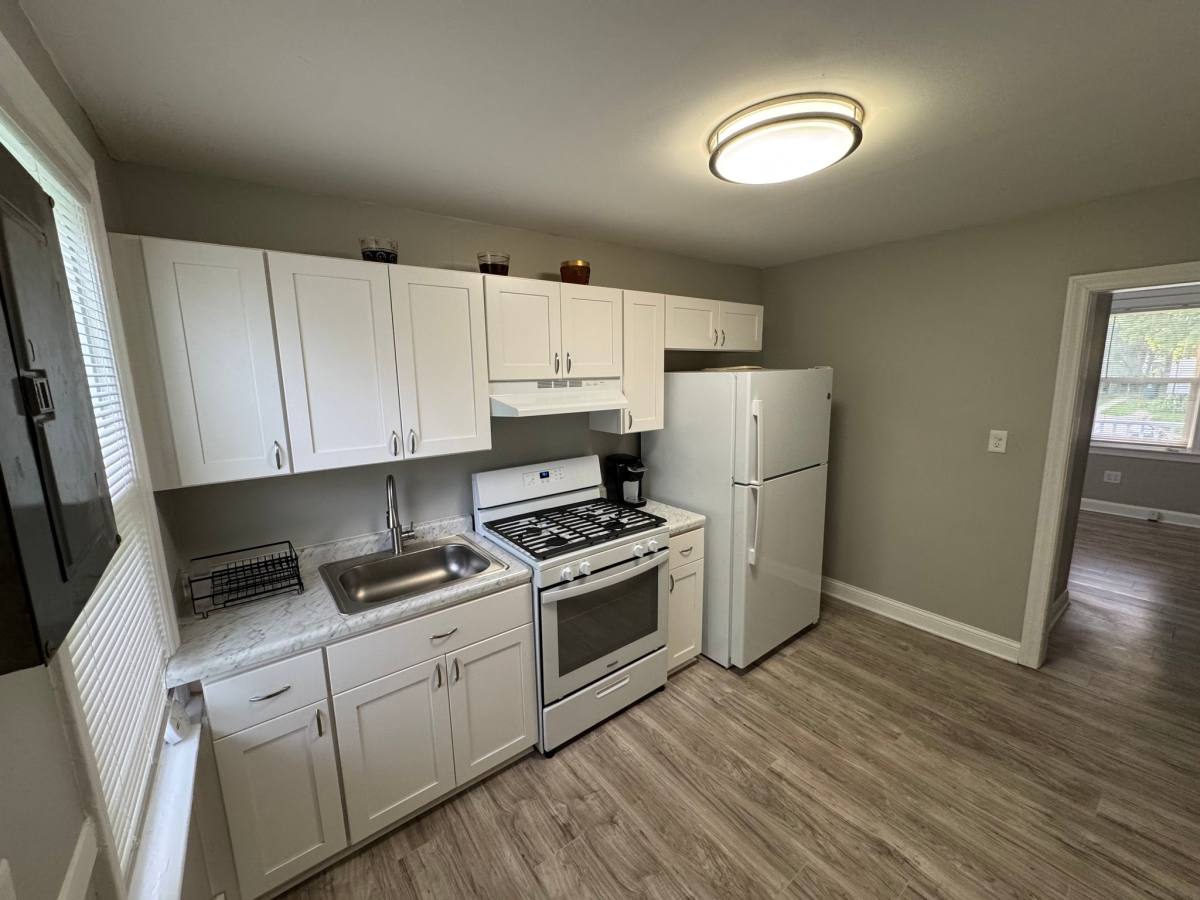 Apartment for rent at 690 E Marshall, Ferndale, MI 48220
