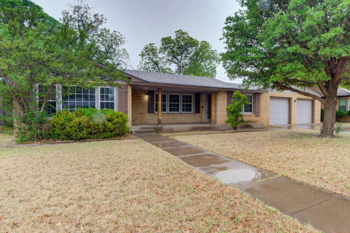 House for rent at 3115 32nd St, Lubbock, TX 79410