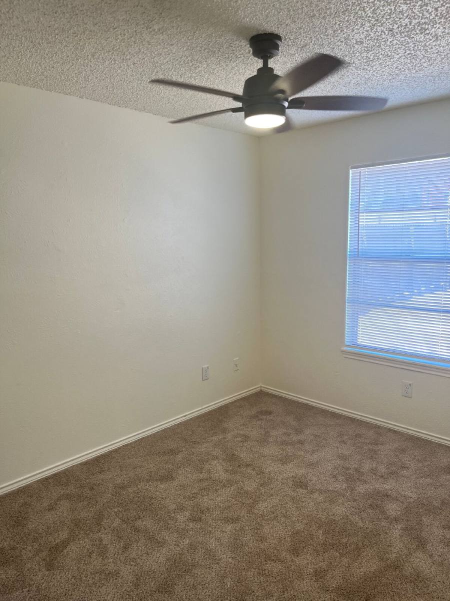 Townhouse for rent at 9610 Elmwood Ave #B, Lubbock, TX 79424