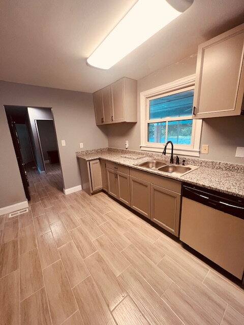 House for rent at 13225 Old Happy Hill Rd, Chester, VA 23831