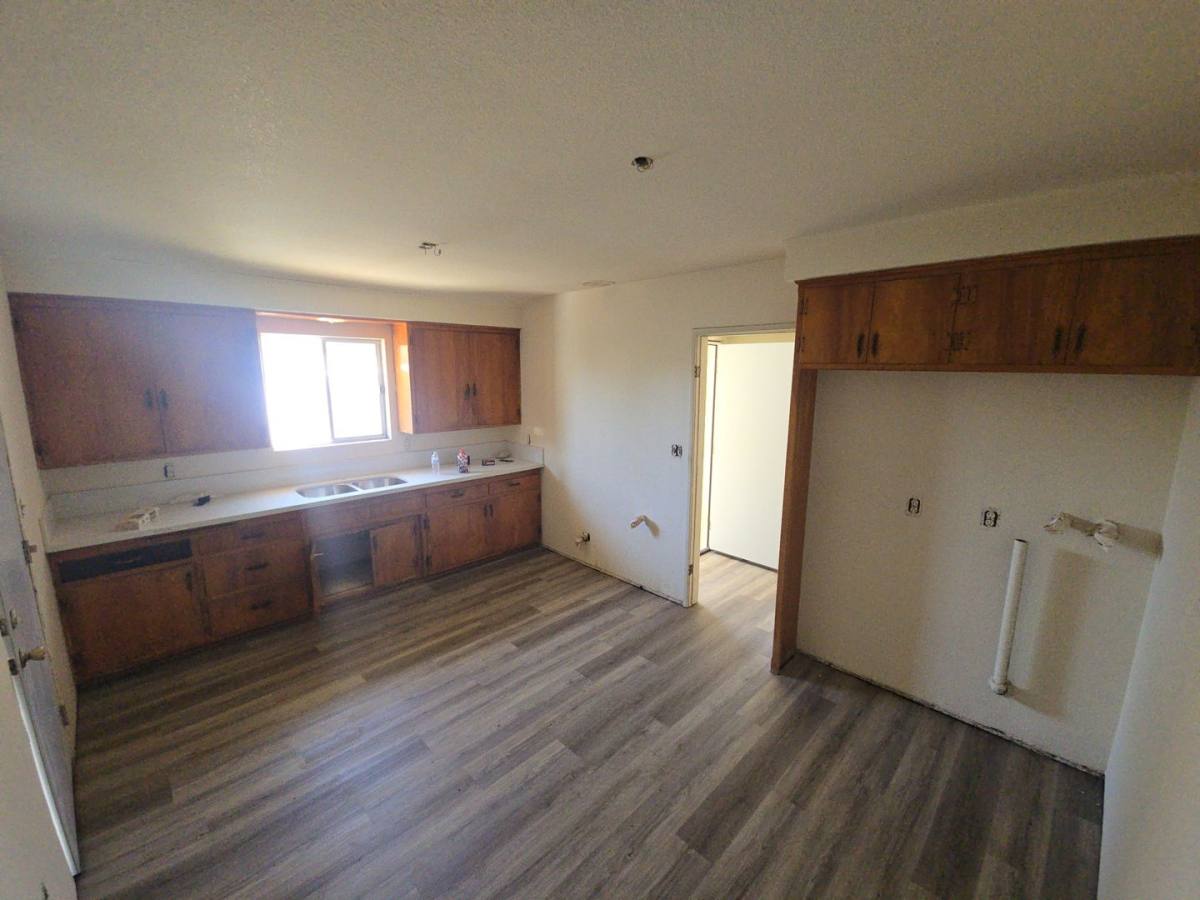House for rent at 344 E 6th St, San Jacinto, CA 92583