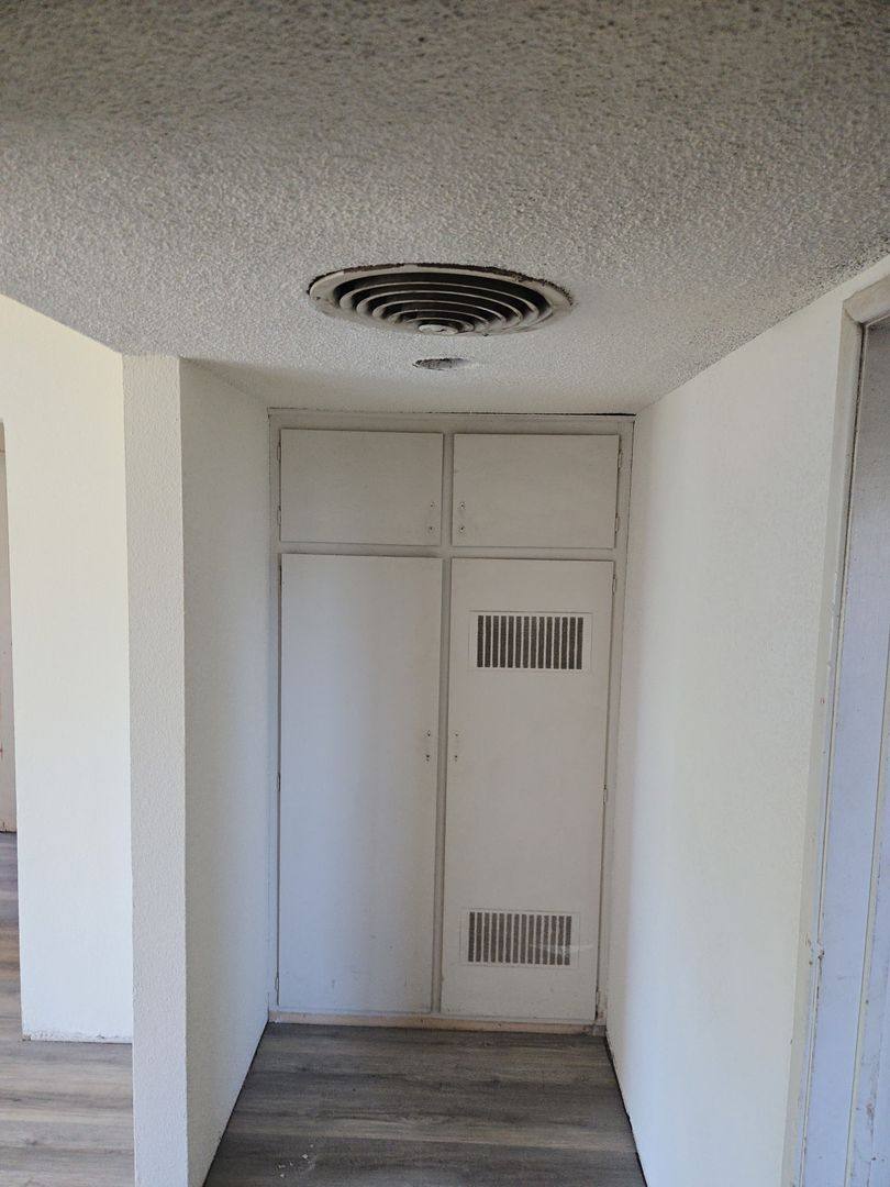 House for rent at 344 E 6th St, San Jacinto, CA 92583