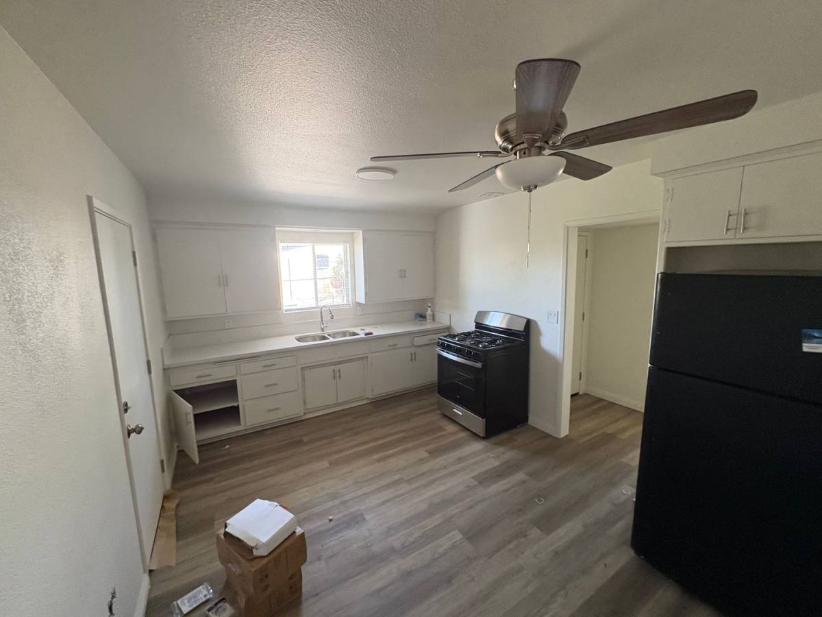 House for rent at 344 E 6th St, San Jacinto, CA 92583