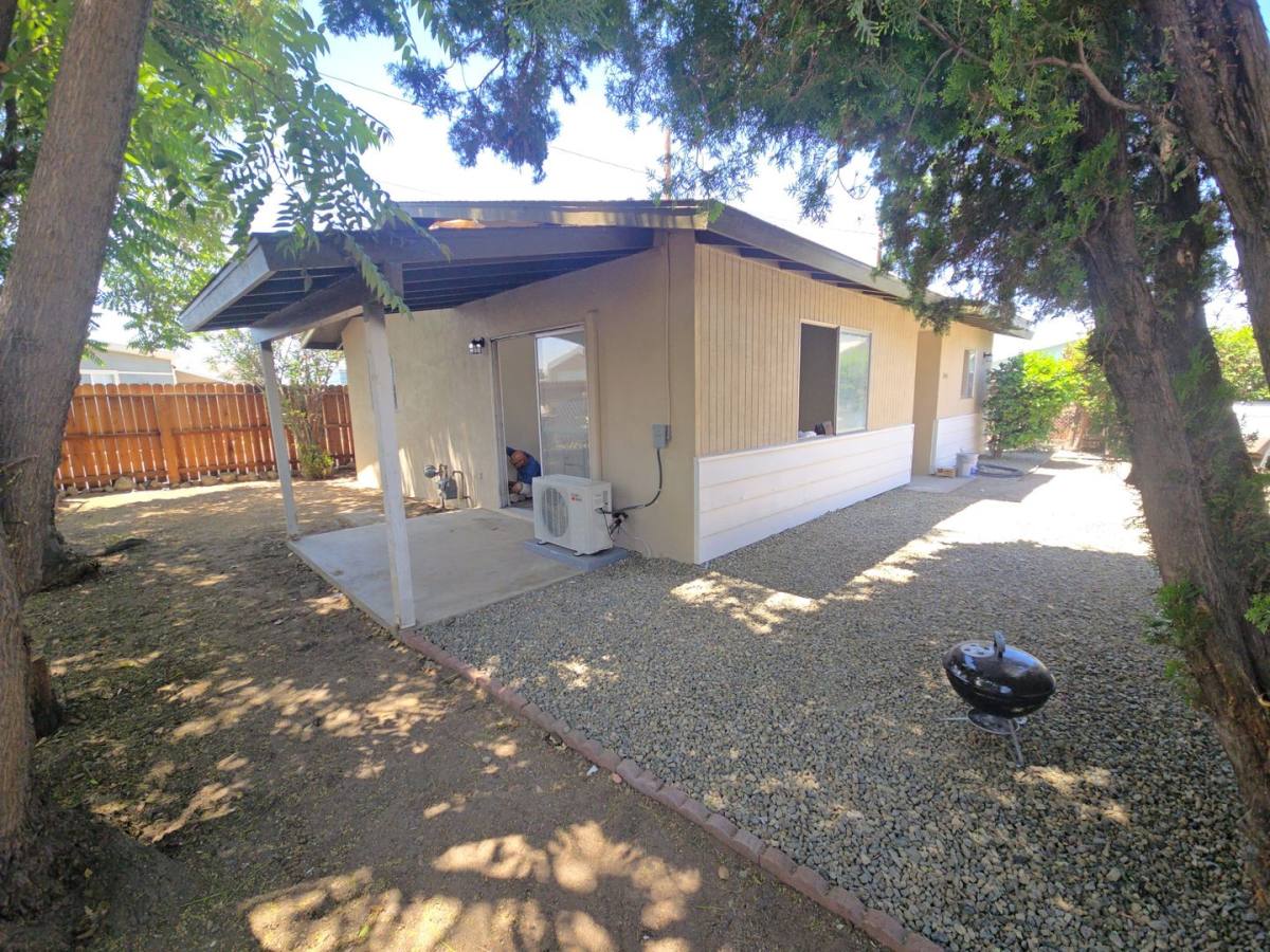 House for rent at 344 E 6th St, San Jacinto, CA 92583