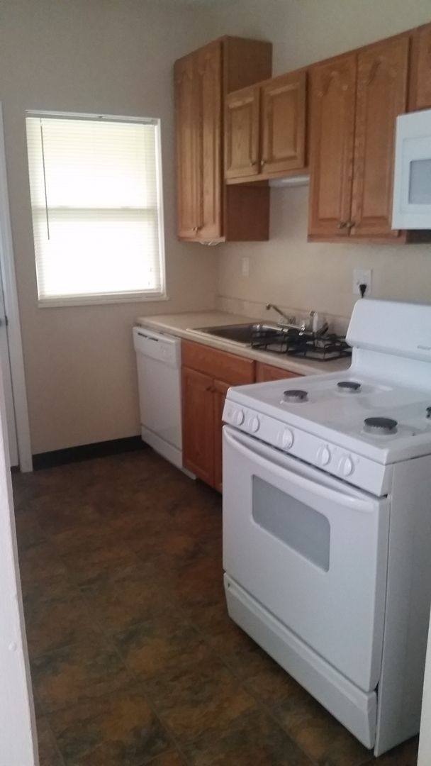 Apartment for rent at 4008-4010 Windsor, Pittsburgh, PA 15217