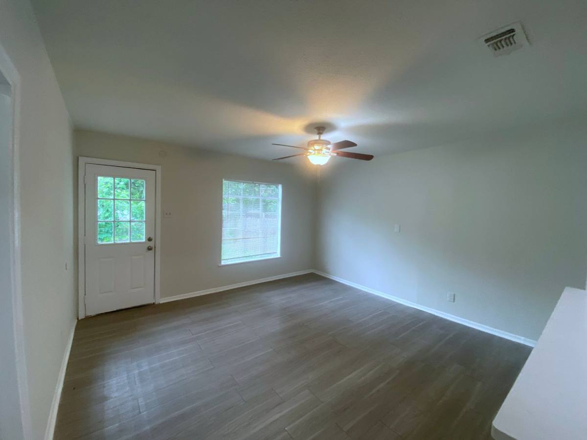 House for rent at 158 Weizmann St, San Antonio, TX 78212