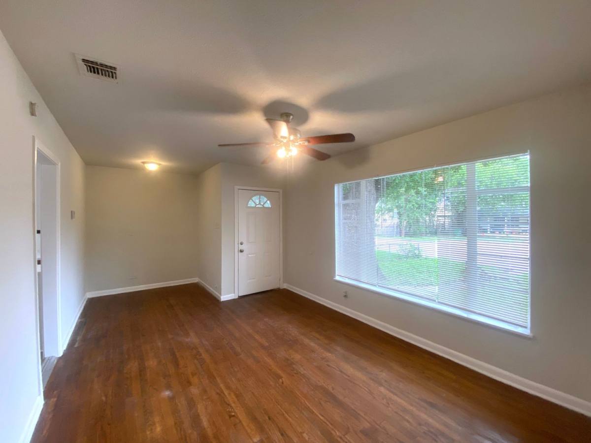 House for rent at 158 Weizmann St, San Antonio, TX 78212
