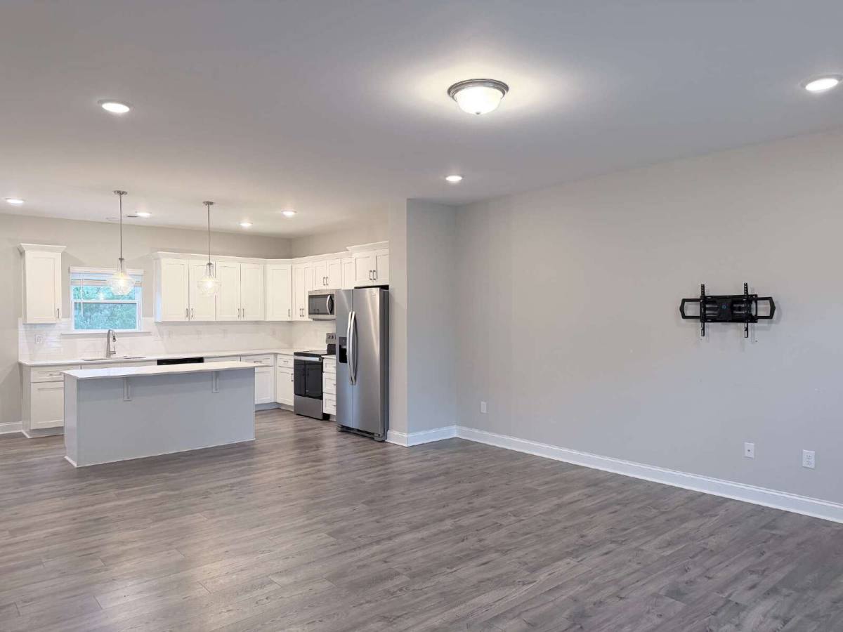 Townhouse for rent at 57 Walnut Springs Dr, Asheville, NC 28804