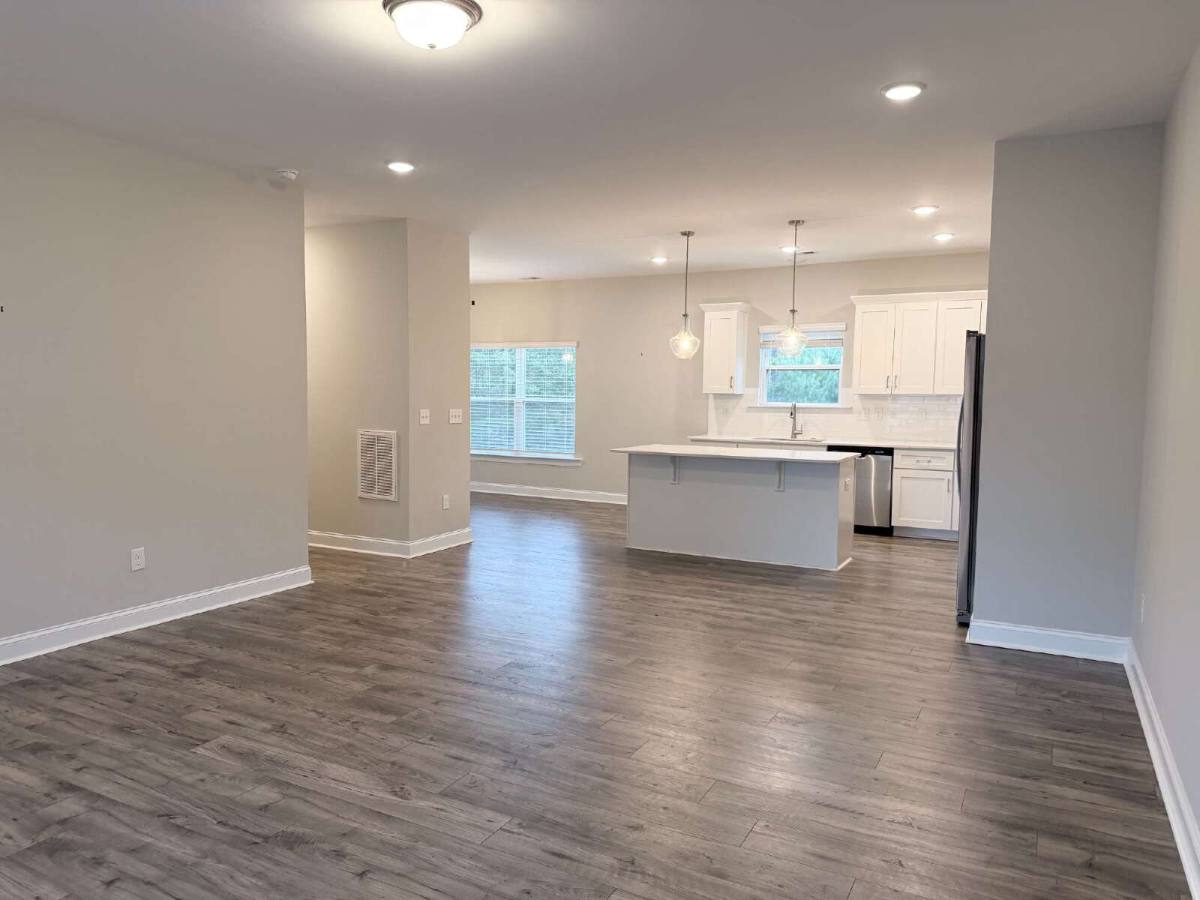 Townhouse for rent at 57 Walnut Springs Dr, Asheville, NC 28804
